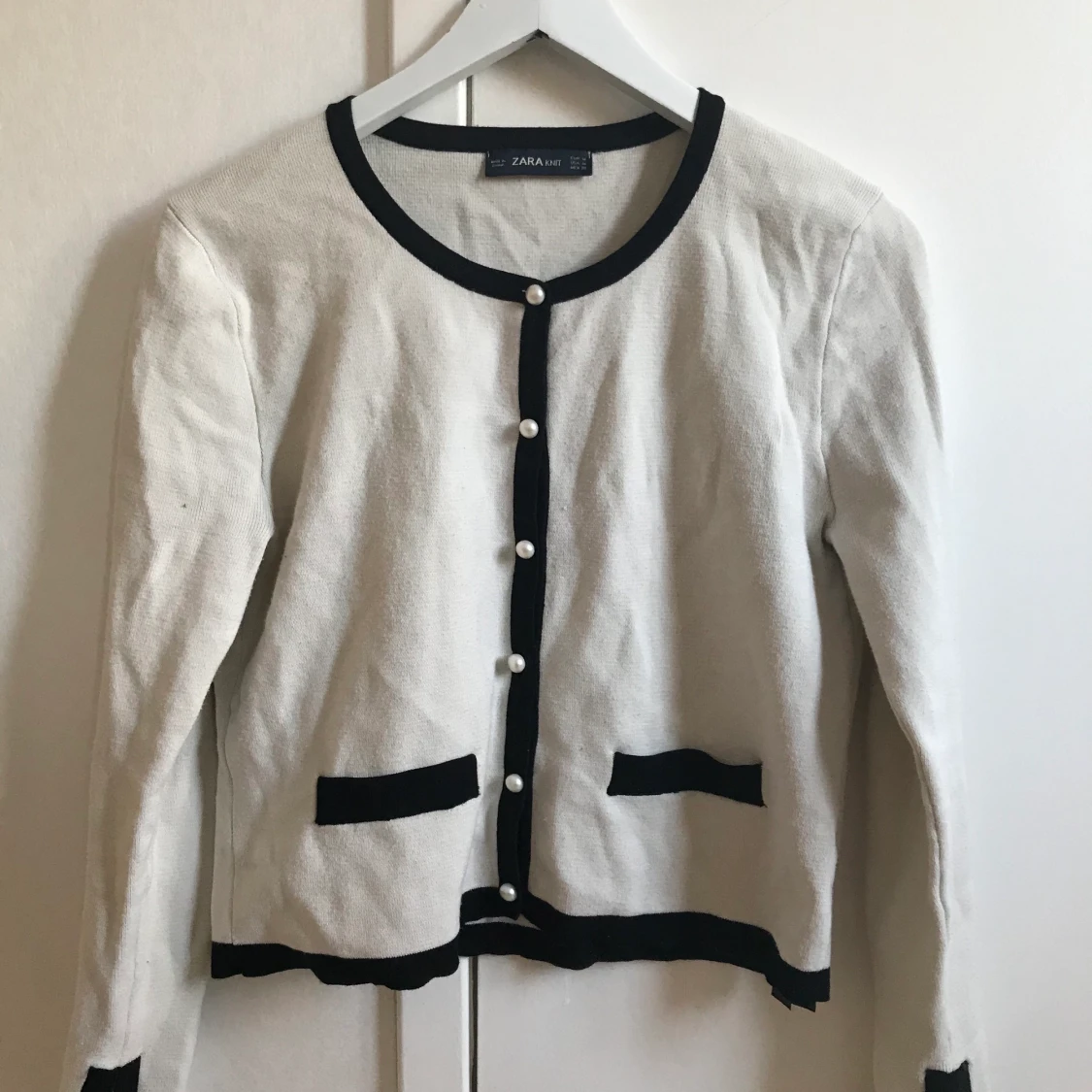 Kofta med pärlor  - 91