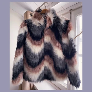 Faux Fur Winter Jacket  - Dusty rose palette, comfortable and fitted. 2 pockets, 3 clasps to button up. Bought 3 years ago, worn 1 season. 8/10 condition, fur around the shoulders are a little chafed from bag use. DM for more info. Original price: 800sek. Shipping not inc.