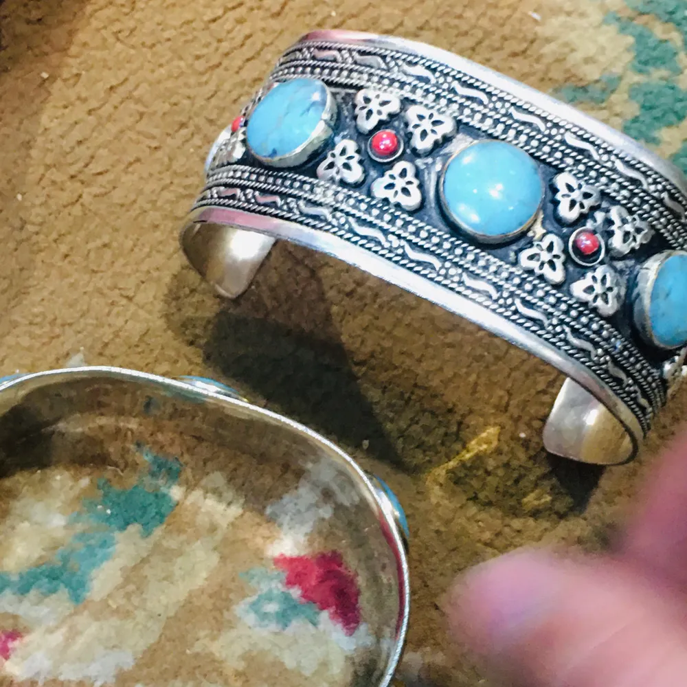 Afghan traditional bracelet handmade .. stones turquoise.. free delivery.. payment via PayPal . Accessoarer.