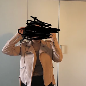 Jacka  - Använd några gånger