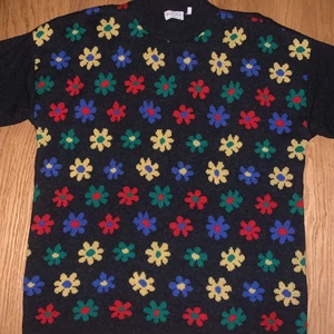 Stickad tröja  - Jättefin tröja från twilfit, passformen är stor och mysig! 