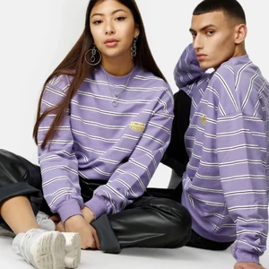 Junkyard sweatshirt - Fin oanvänd lila tröja från junkyard, slut på hemsidan 💜