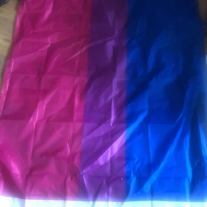 Bisexual flagg  - Detta är en bi flagg som jag lägger utan för den tyvär inte för plats