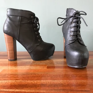 Tiamo stl 38  - Sparsamt använda och i ny skick! 