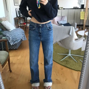 Perfekt blå jeans - Snyggaste zara jeansen som jag tyvärr växt ur💜💜