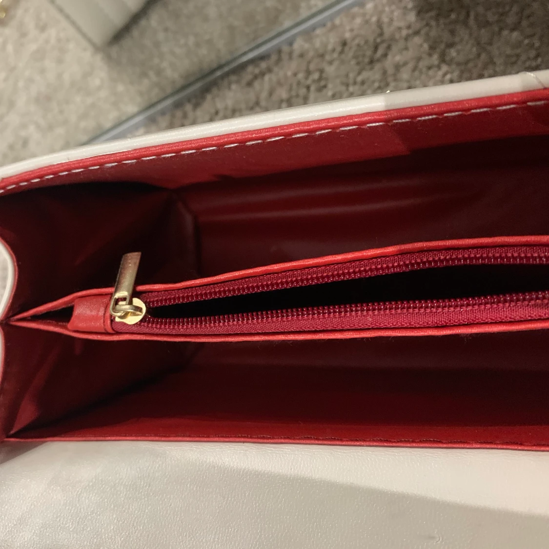 Beige axelväska - 90