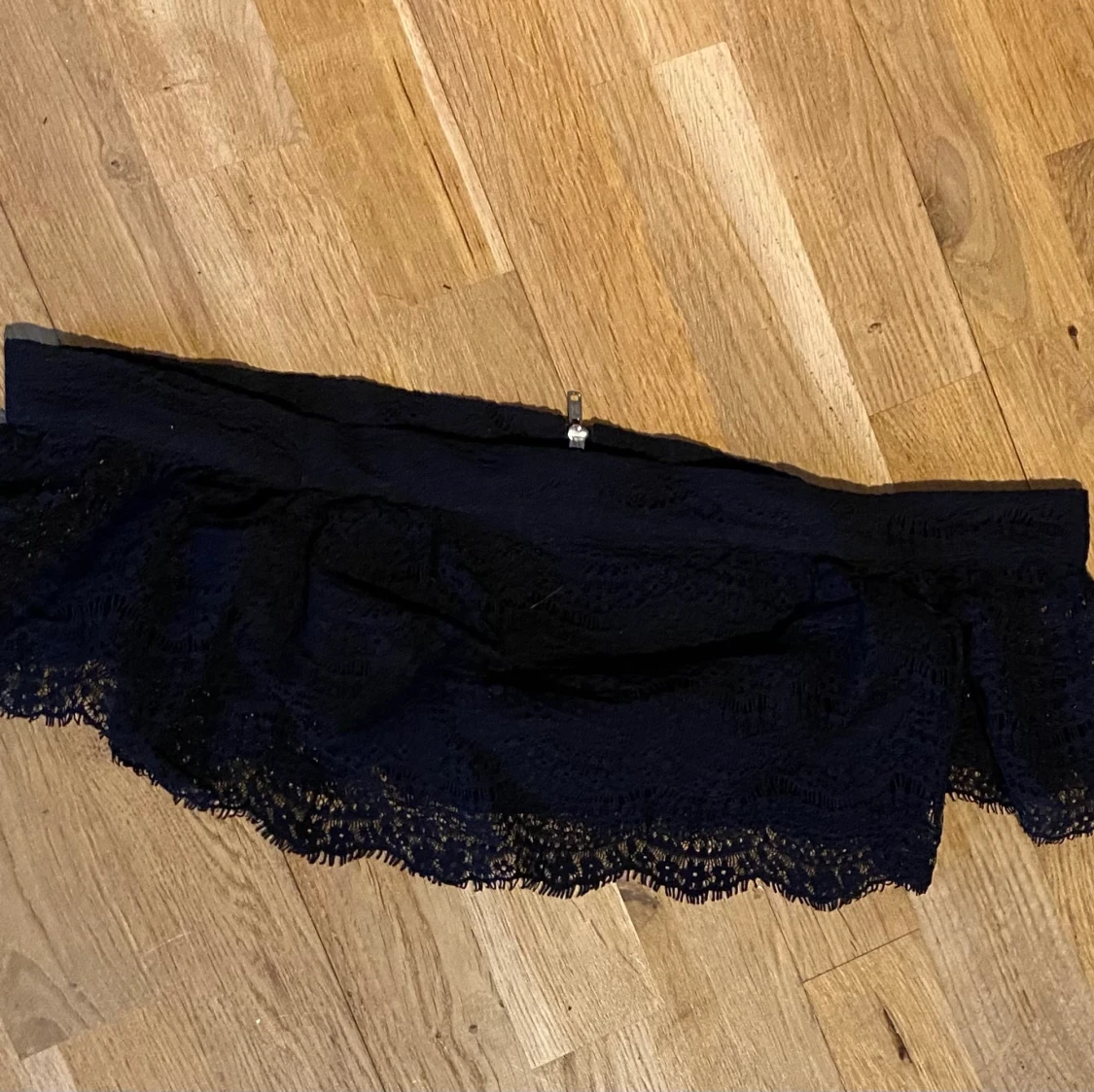 Svart gullig Top, XS - 90