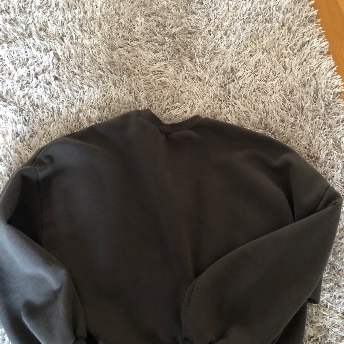 Oversized mörkgrå sweatshirt🤍🤍 - 90