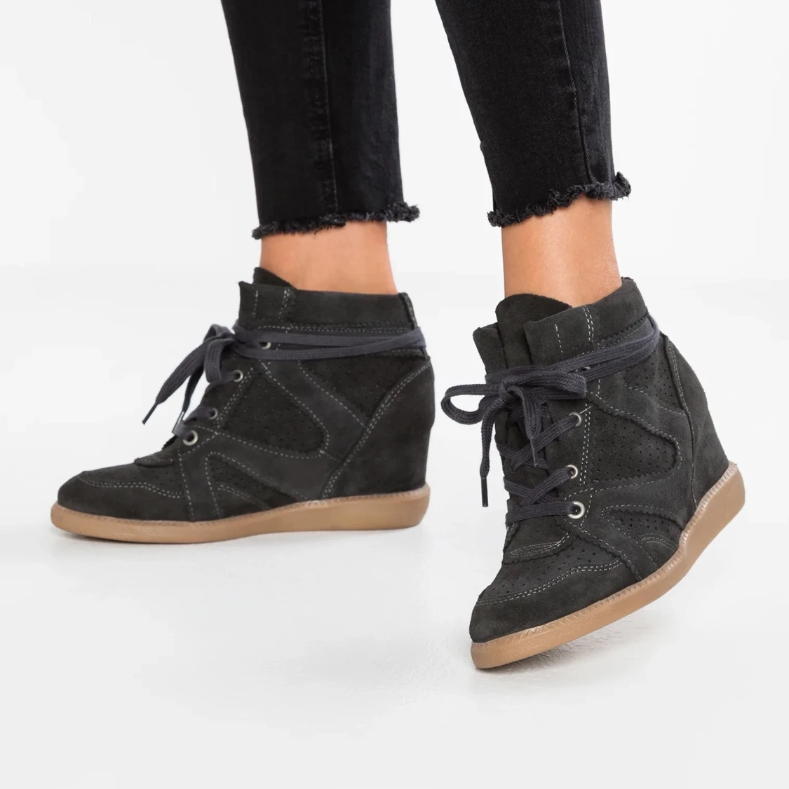 OBS ROSA! Swipea för färg