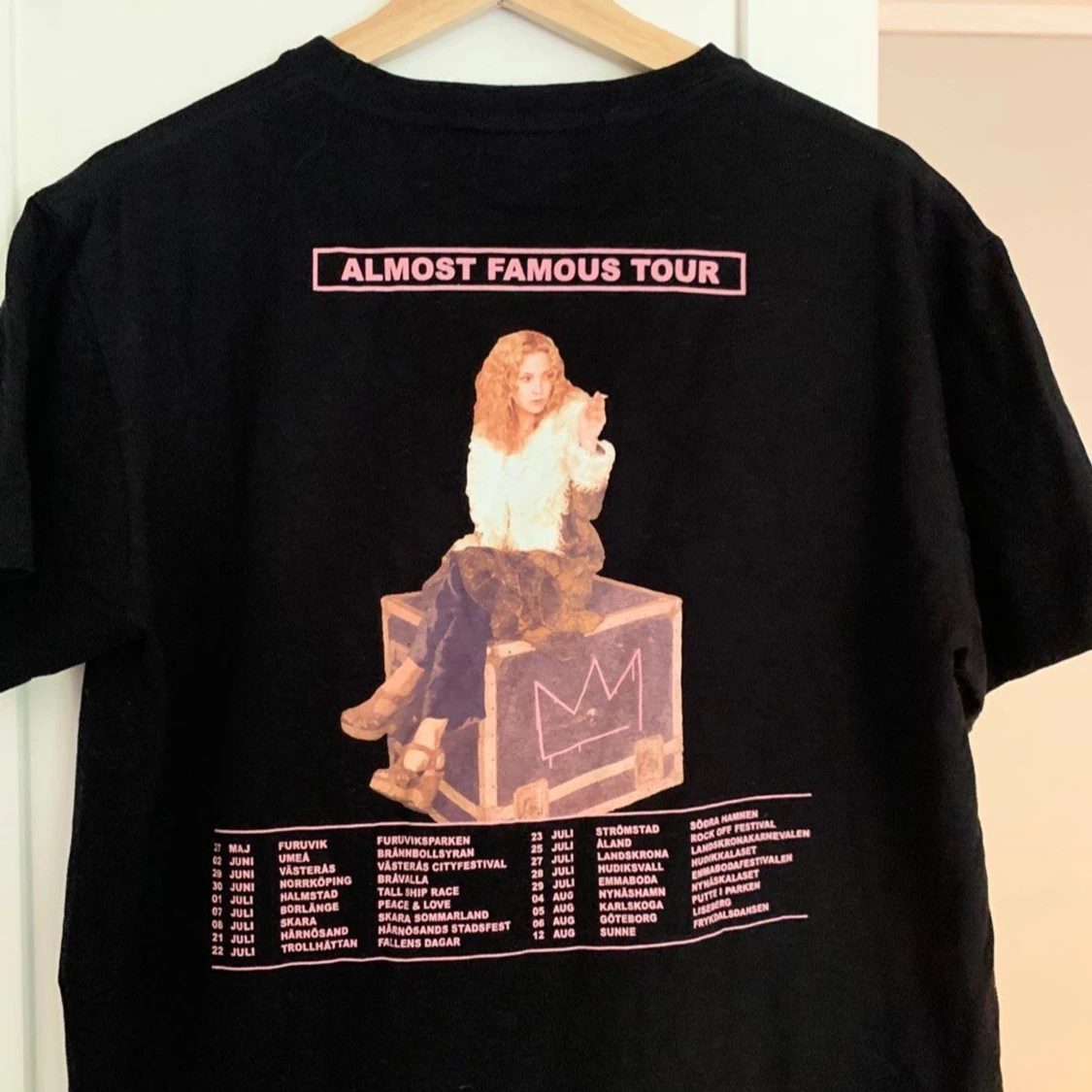 Hov1 Almost Famous tour