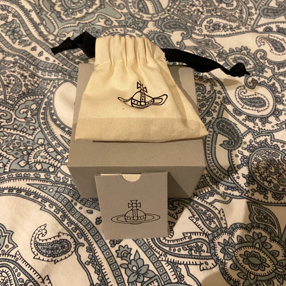 Vivienne earrings  - 90