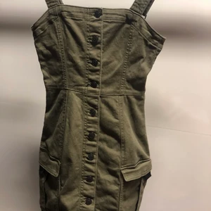 Jean klänning.  - Jeans klänning från H&M. Köparen står för frakten 45kr. Skriv privat om du du vill köpa. 