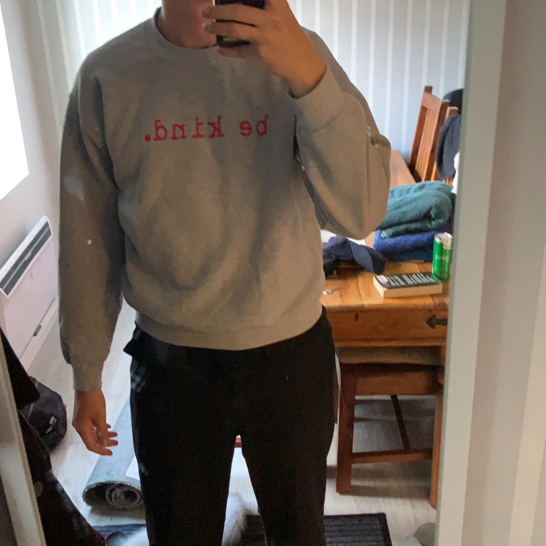 Grå crewneck 