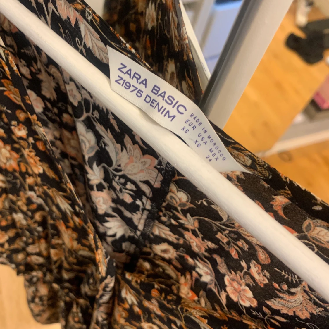 Blommig blus från Zara - 91