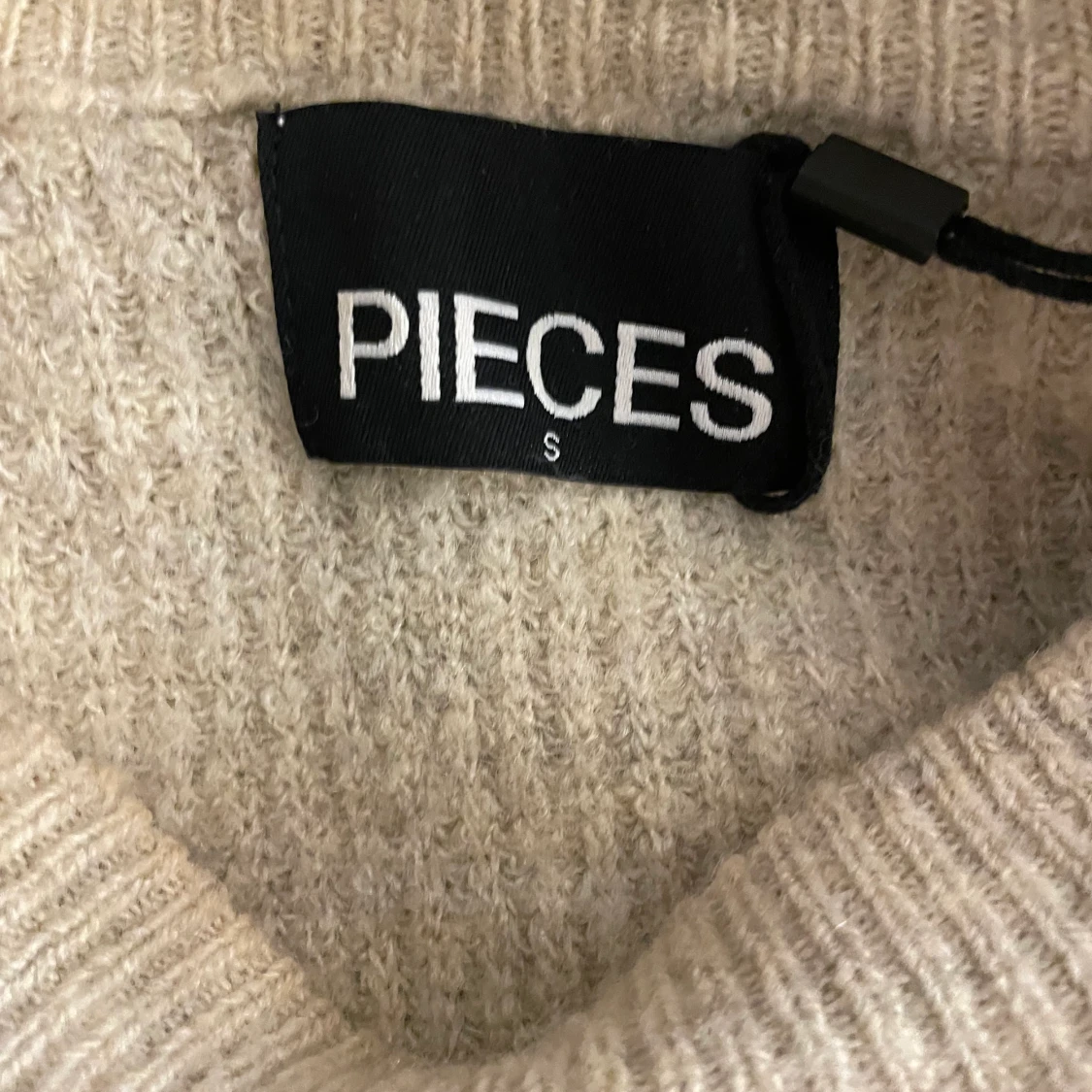 Stickad tröja st S - 91