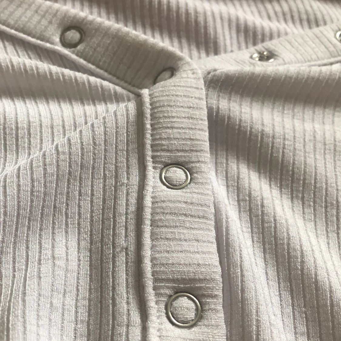 Ribban top med knappar  - 91