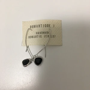 Earings  - All good conditions. All 50sek. 