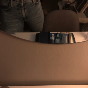 jeans - snygga blå jeans TYVÄRR för små!