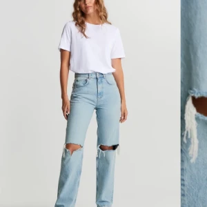 Gina jeans - 90s highwaist jeans från Gina tricot jättebra skick💗