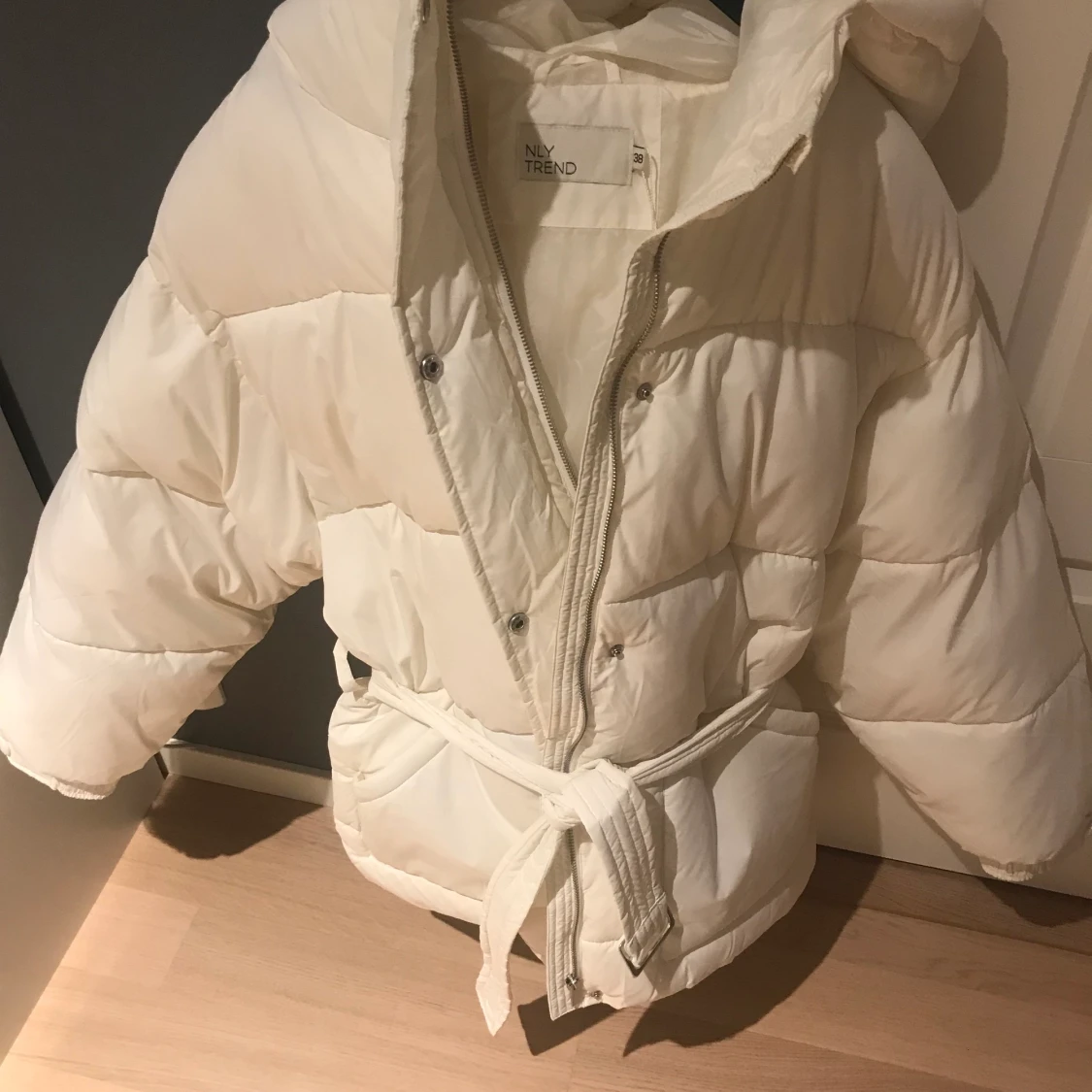 Nelly trend vit puffer