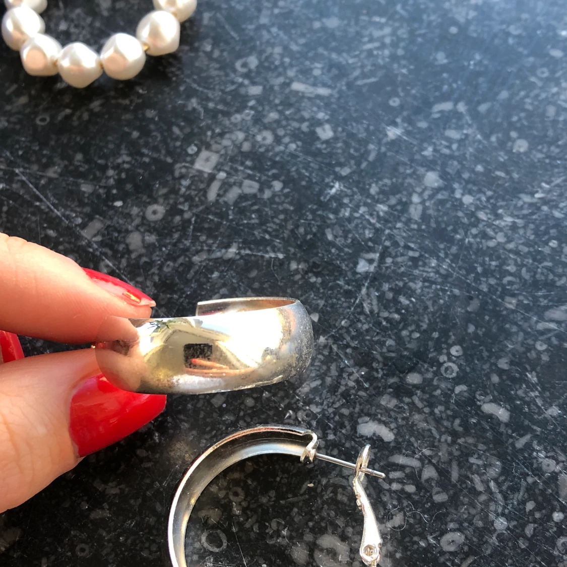 2 fina örhängen  - 90