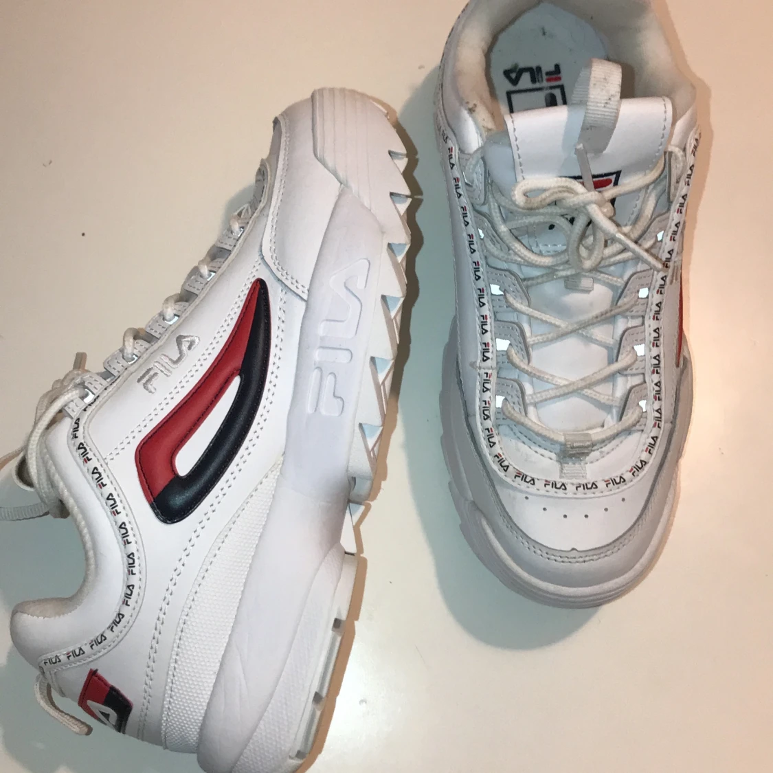 Fila skor  - 90