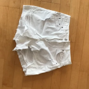 Topshop shorts  - Säljer dess shorts för det är inget jag använder knappt använda❤️ bra sick ☺️