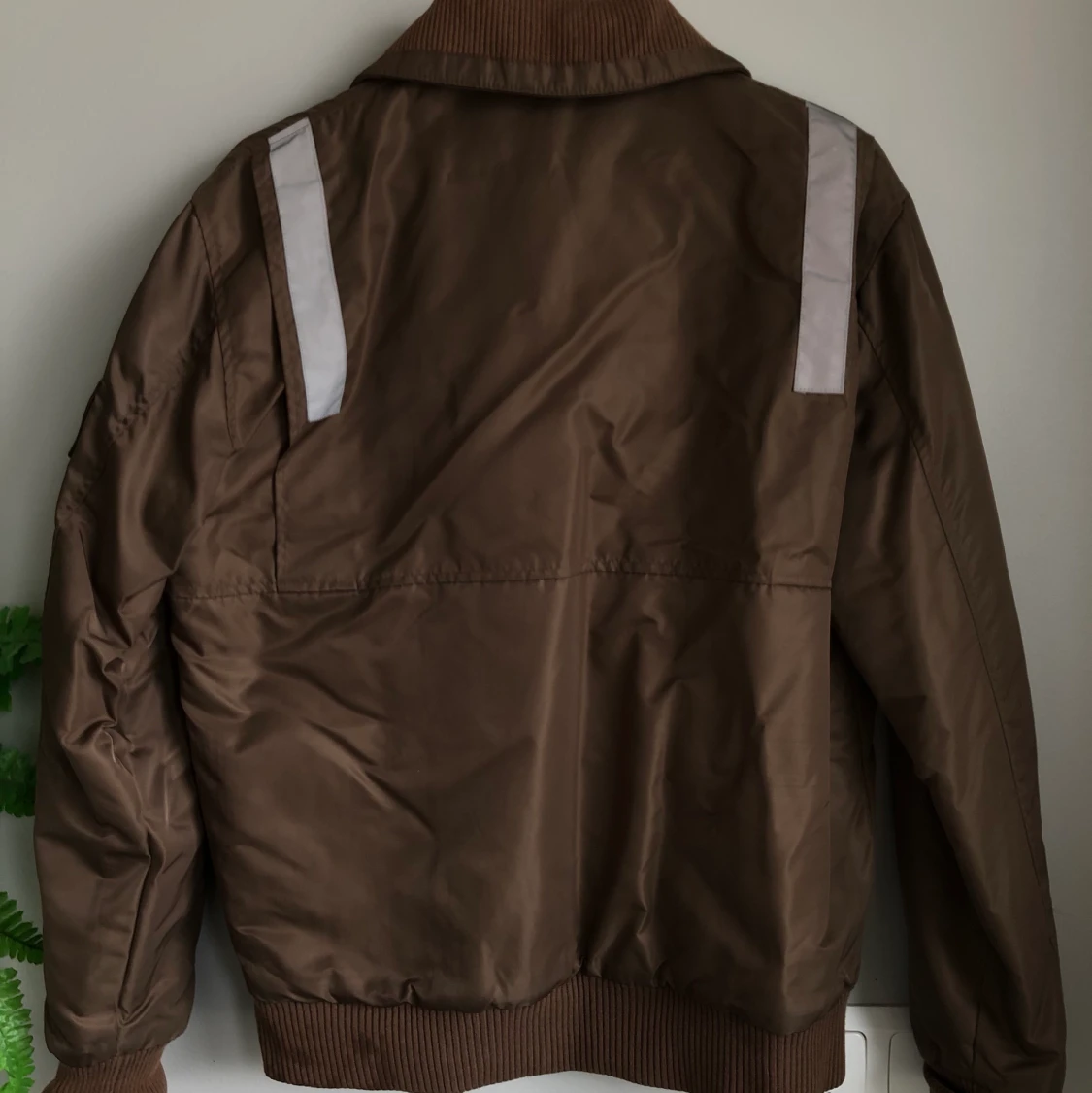 Brun WEZC jacka  - 90