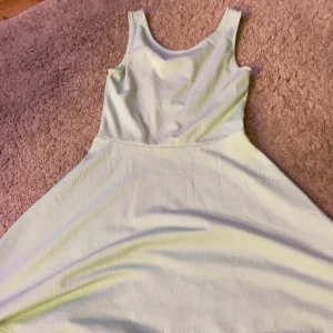 Klänning från h&m  - Den är it min stil längre 