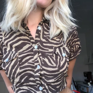 Skjorta  - Frakt tillkommer💕