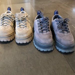 Eytys Angels 39 - Säljer dessa superfina Eytys Angels i stl 39 då de inte kommer till användning längre. Använda men i fint skick! ❤️:) Kommer inte att sänka priset ytterligare. (600 för de beiga, 700 för de gråa) Finns att hämta i Bromma (Stockholm) annars står köpare för eventuell frakt. ❤️ BEIGA ÄR SÅLDA