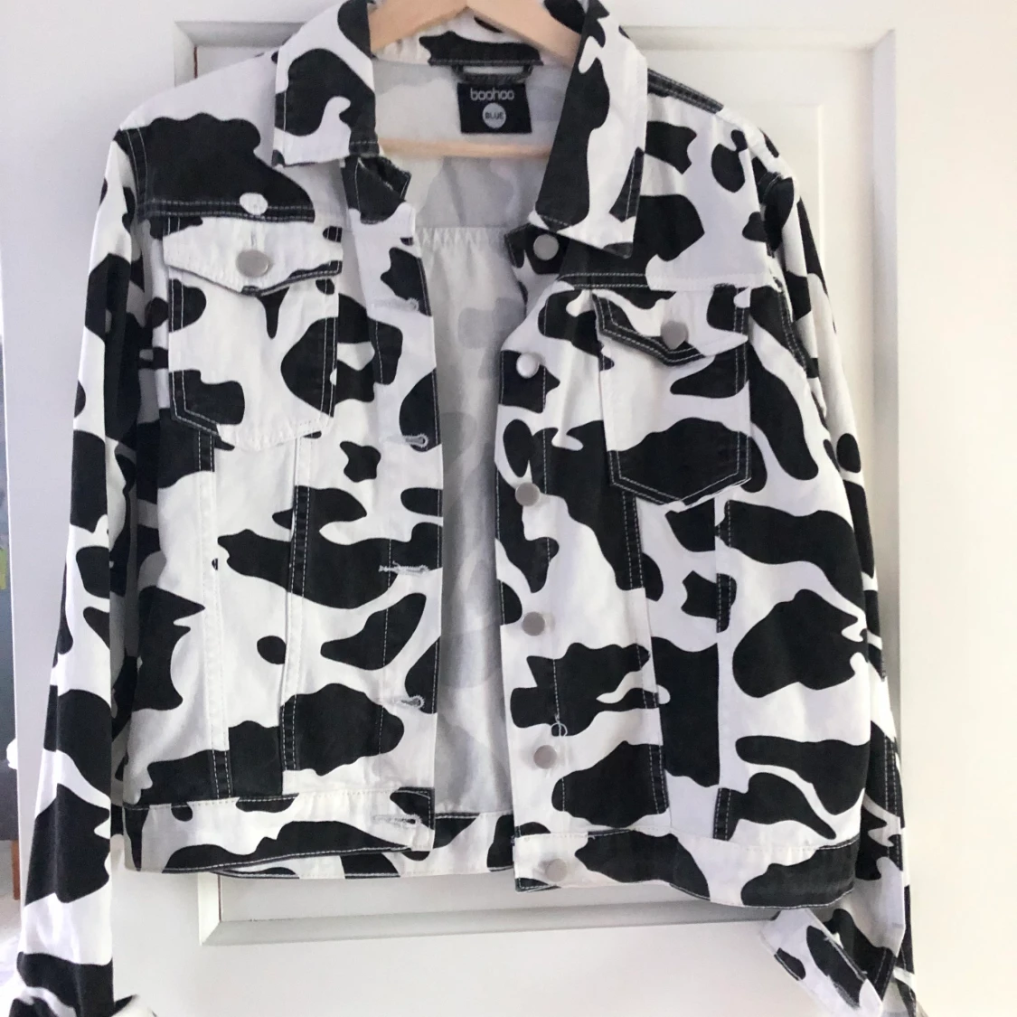 Tunnare vårjacka med komönster