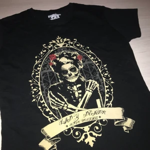 Restless n wild tröja - En asball restless n wild tröja som är helt oanvänd.