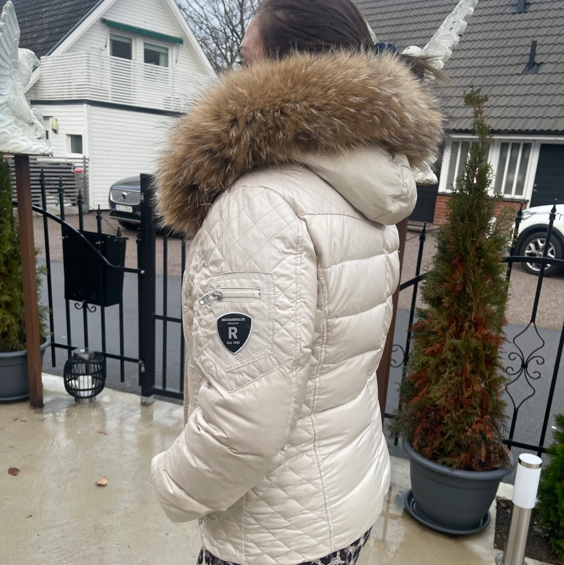 Beige rock and blue jacka - 90