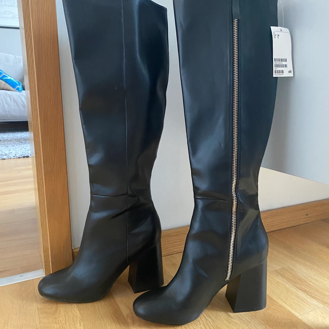 Knähöga stövlar - oanvända  - 91