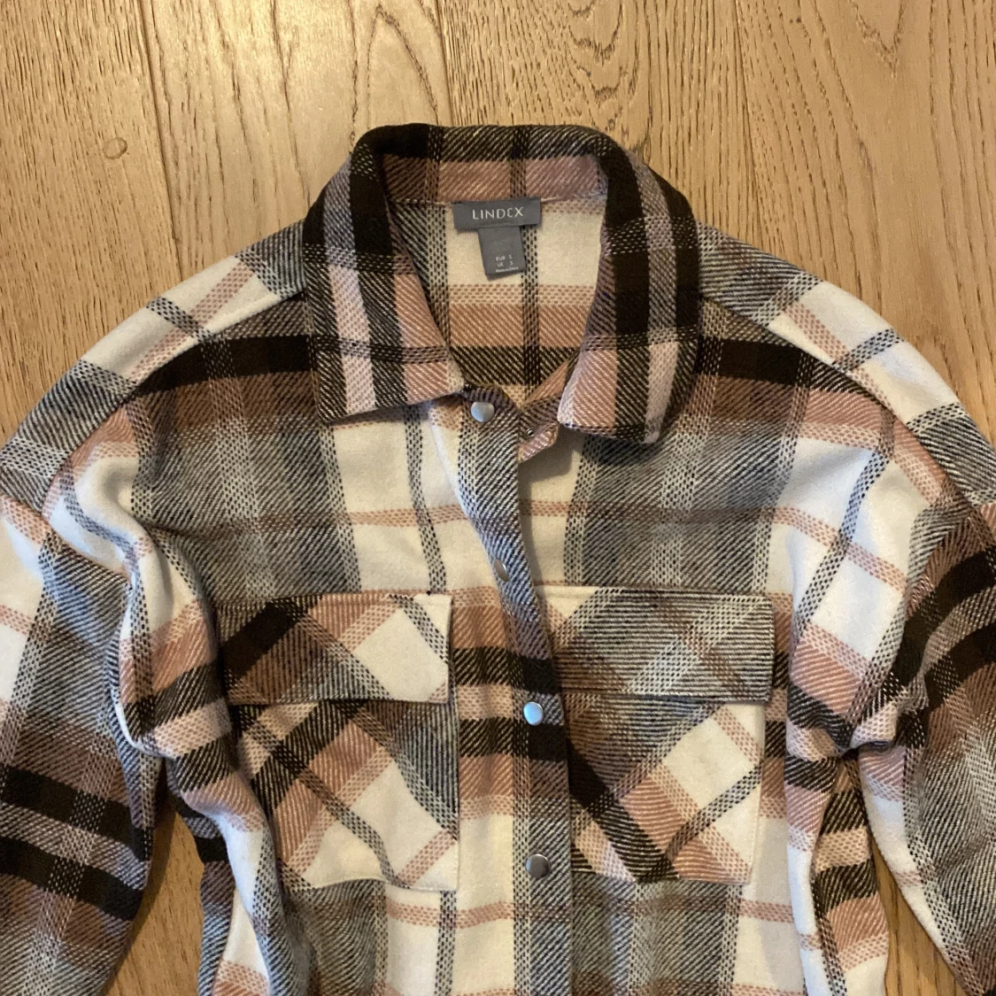 Skjortjacka ifrån Lindex  - 90