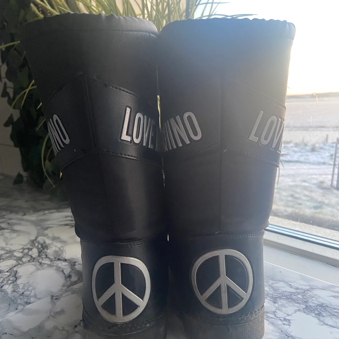 Moschino moonboots  - 90