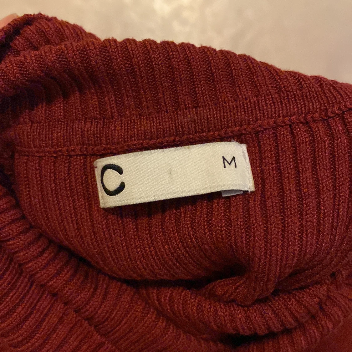 Ribbstickad turtleneck  - 90