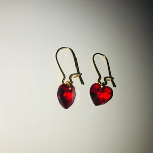 Handgjorda örhängen, No.3 ! - Handgjorda örhängen av mig! Tar även beställningar, bara att höra av sig! 