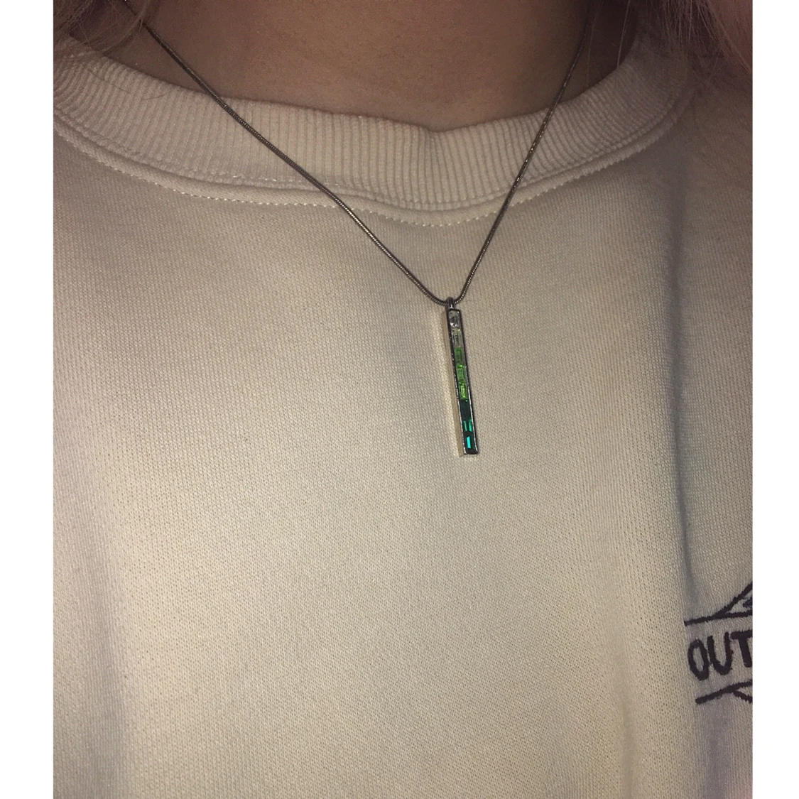 Halsband (gröna stenar) - 90