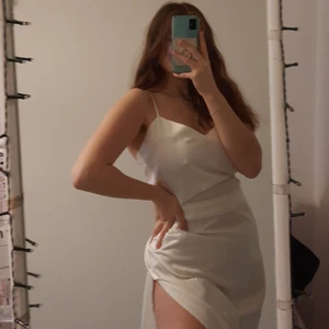 Dress  - White real silk 