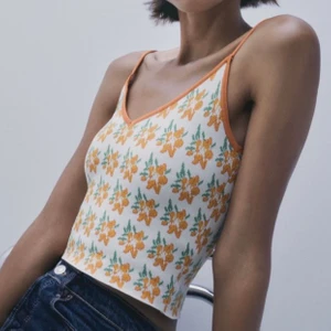 Strl S - Söt Stickad Jacqardtopp, strl S. 200kr