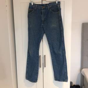 Sjukt snygga jeans i bra condition strlk:32/32