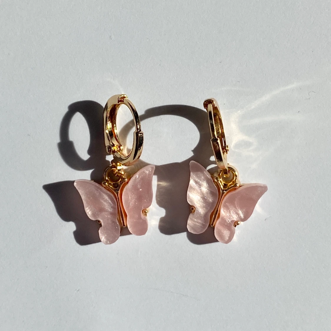 Fjärilsörhänge// hoops & ringar - 91