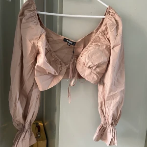 Missguided  - Aldrig använd med prislapp kvar! Superfin färg och modell