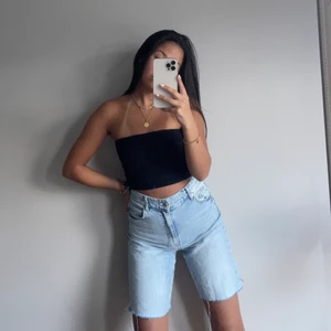 Jeans shorts - Shorts ifrån ASOS, endast använda en gång💗💖💕⚡️