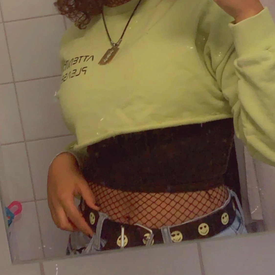 ”Attention please” crop  - 90