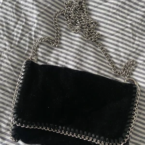 Väska - Väska från Gina tricot! Fint skick! 