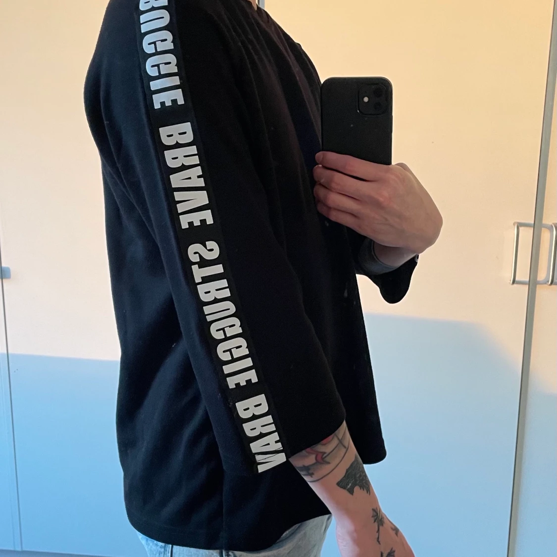 Svart t-shirt/ tröja