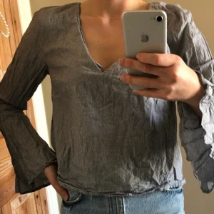 Blus - Fin topp, som knappt är använt!🤗